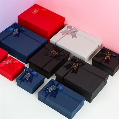 cardboard paper gift box with lid