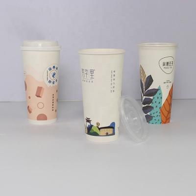 Kundenspezifischer Einweg-Kaffeebecher aus Pappe mit PP/PE-Deckeln
